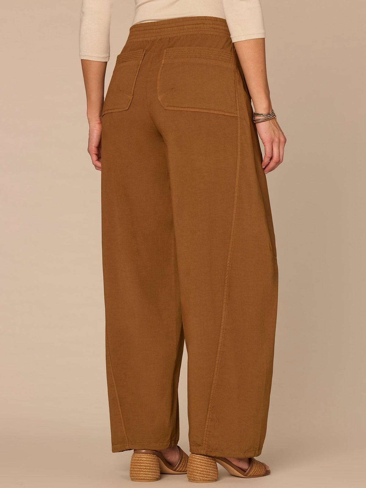 Democracy Clothing "Ab"leisure Skyrise Cinched Waist Toggle Hem Jogger Pants - Pecan